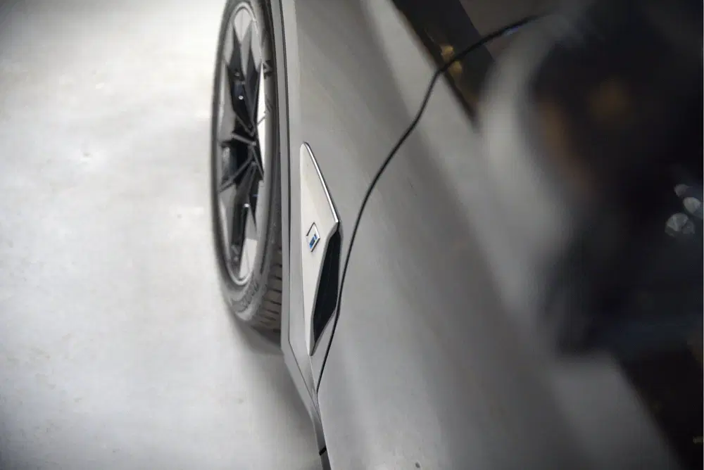 BMW iX3 High Executive 80 kWh uit 2021, foto 19