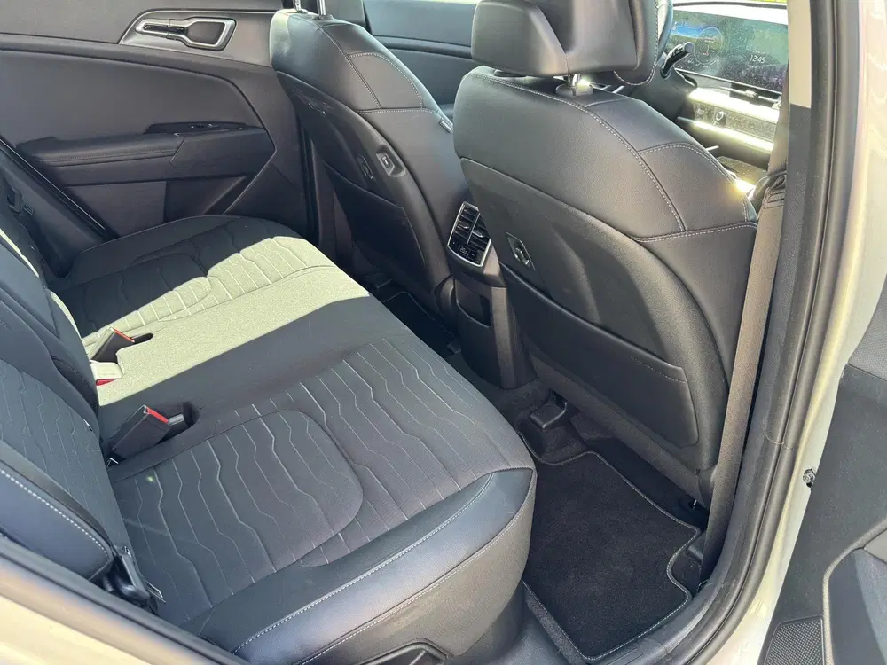 Kia Sportage 1.6 T-GDi Hybrid DynamicPlusLine DEMO VOOR uit 2025, foto 13