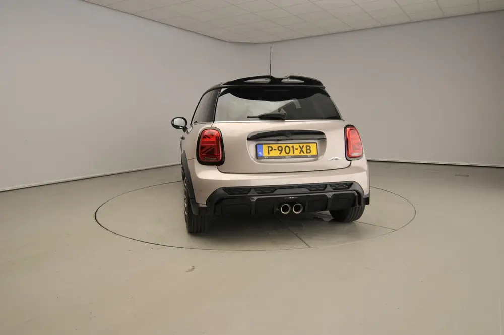 Mini John Cooper Works 2.0 John Cooper Works Essential uit 2022, foto 3