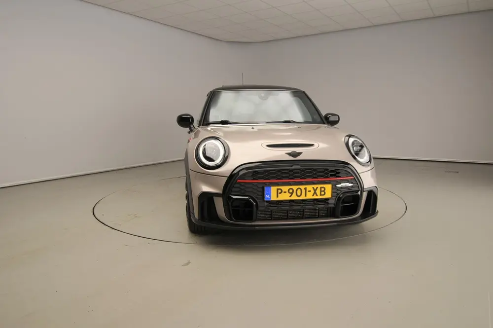 Mini John Cooper Works 2.0 John Cooper Works Essential uit 2022, foto 5