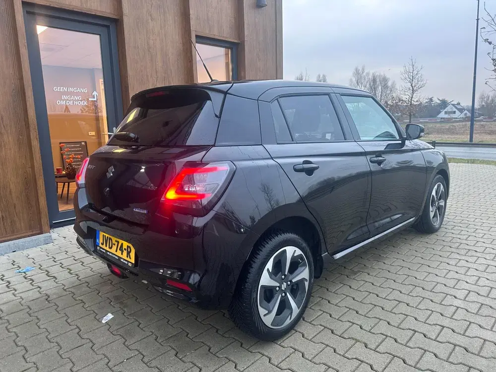 Suzuki Swift 1.2 Style ACC l keyless l camera l stoelve uit 2025, foto 4