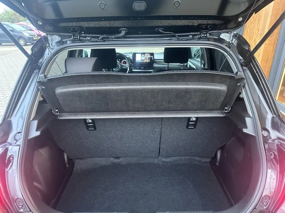 Suzuki Swift 1.2 Style ACC l keyless l camera l stoelve uit 2025, foto 7