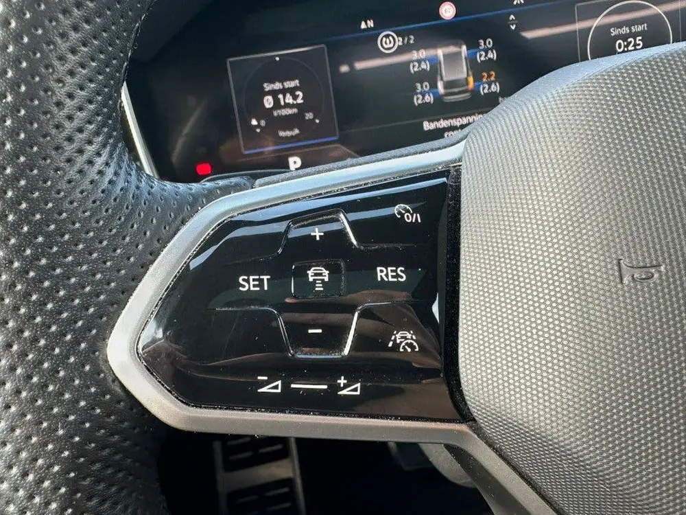 Volkswagen Touareg 3.0 TSI 4M R, Pano, Leder, 360 Camera uit 2021, foto 14