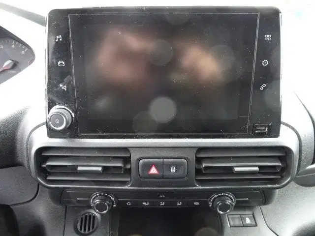 Peugeot Partner 1.6 BlueHDI Premium Long 100 PK AIRCO NAVI uit 2019, foto 16