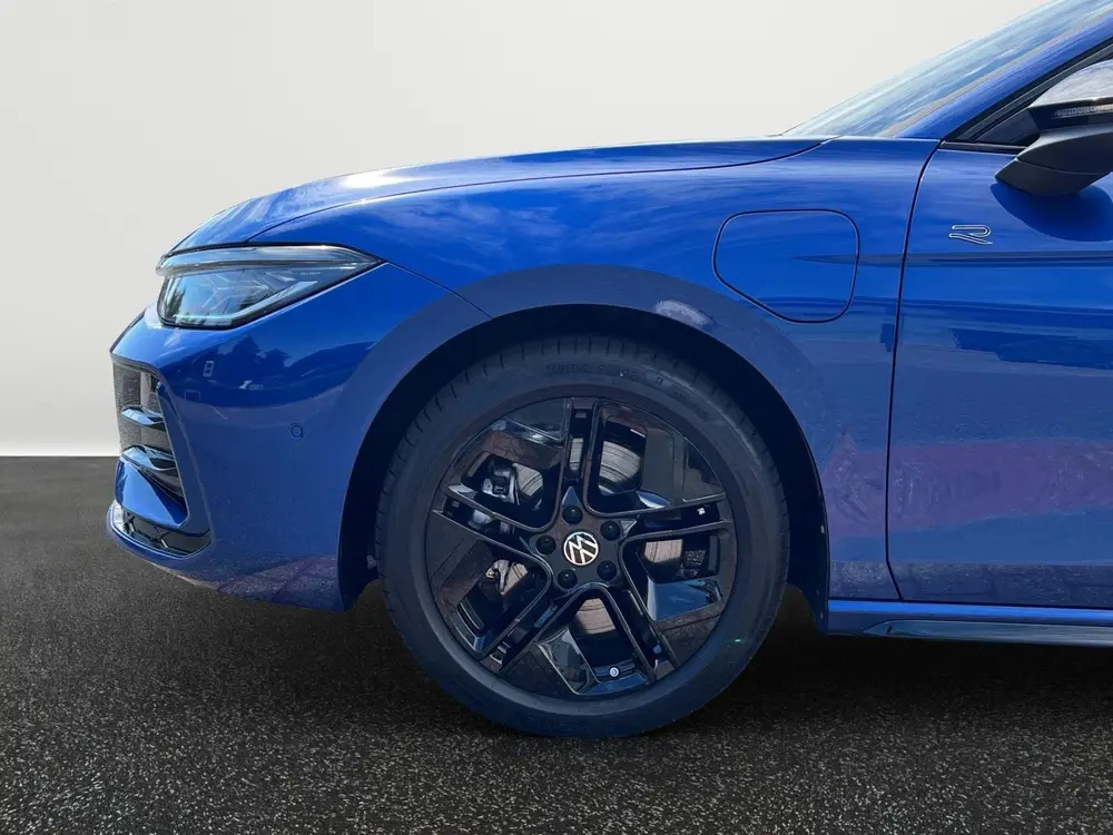 Volkswagen Passat Variant 1.5 eHybrid R-Line | Pano | Trekha uit 2025, foto 20