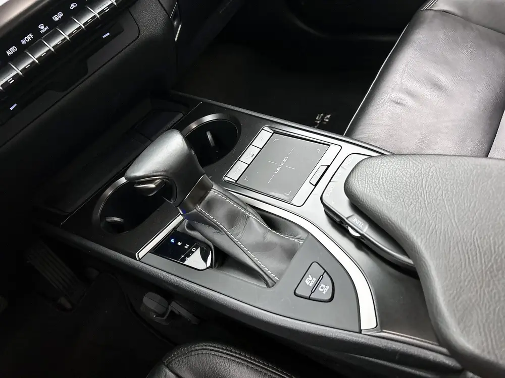 Lexus UX 250h Preference Line | BTW voertuig | NL auto | Dea uit 2022, foto 11