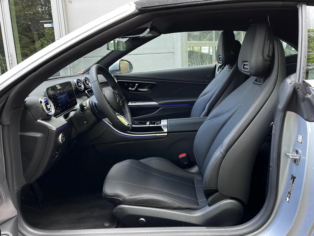 Mercedes-Benz CLE 180 Luxury Line uit 2025, foto 15