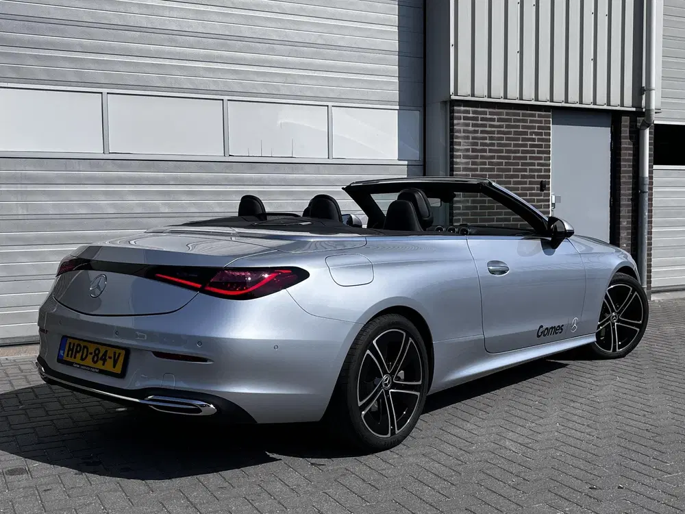 Mercedes-Benz CLE 180 Luxury Line uit 2025, foto 6