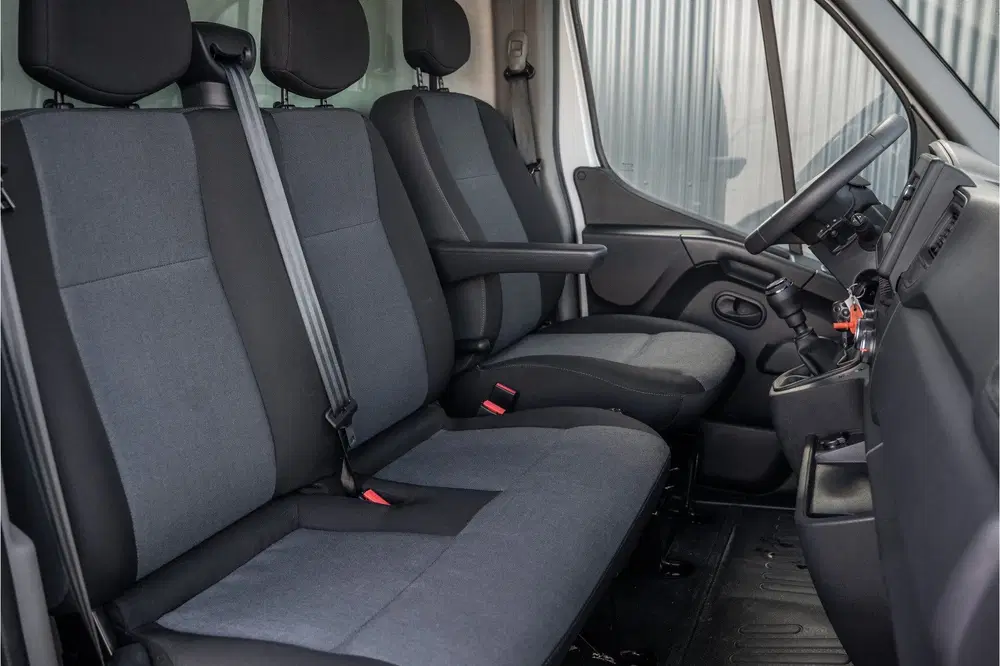 Renault Master *2.3dCi uit 2024, foto 12