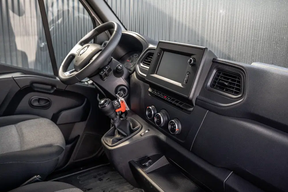 Renault Master *2.3dCi uit 2024, foto 2