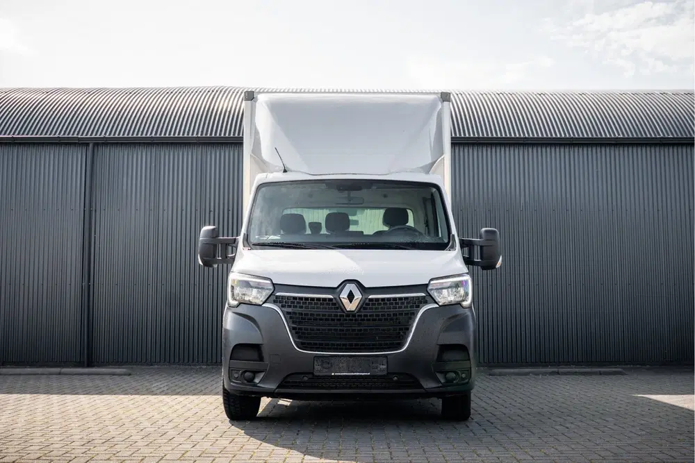 Renault Master *2.3dCi uit 2024, foto 3