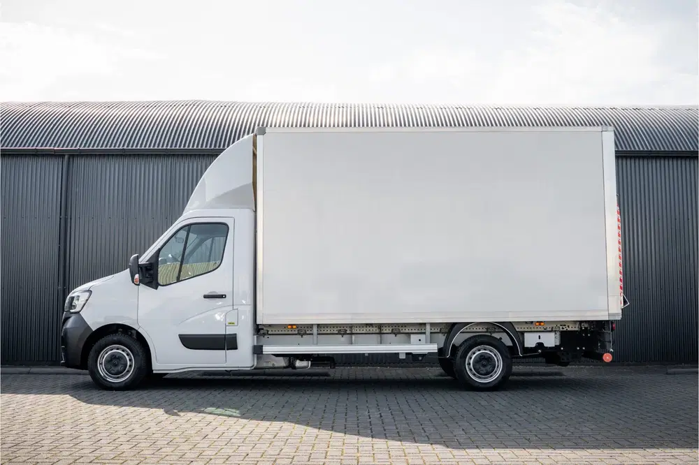Renault Master *2.3dCi uit 2024, foto 5