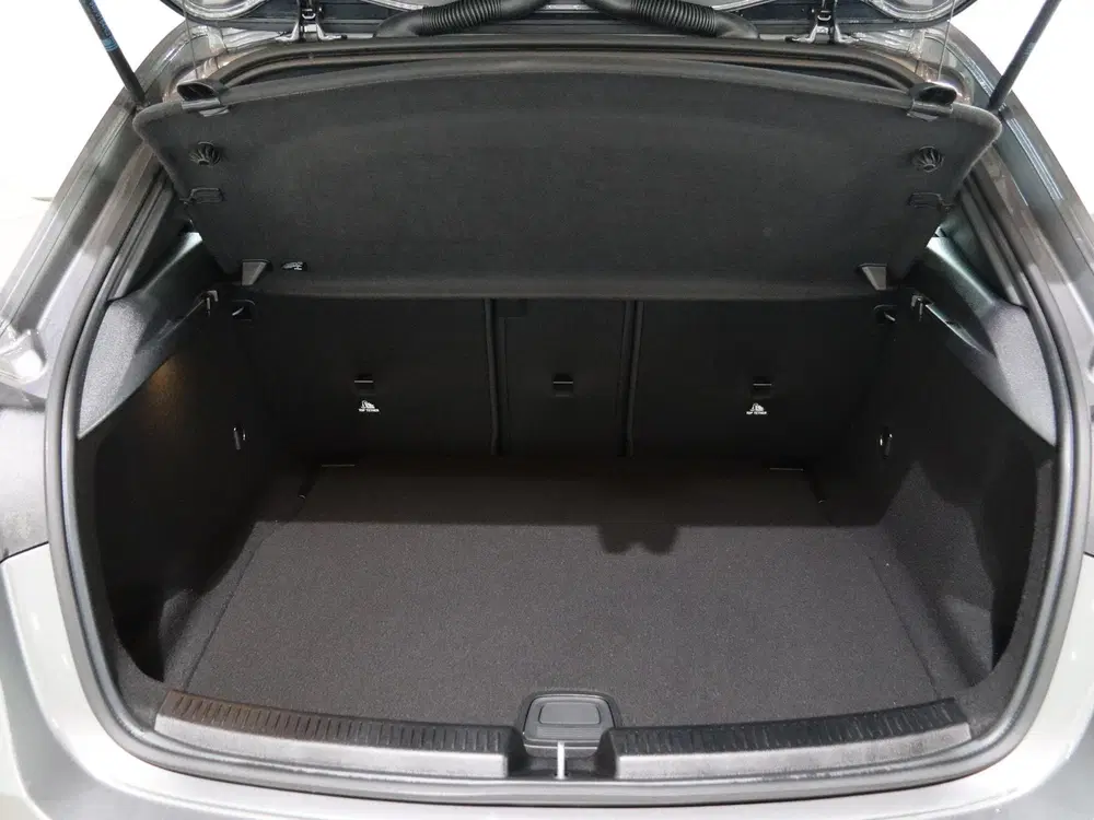 Mercedes-Benz A-Klasse 180 Star Edition uit 2025, foto 11