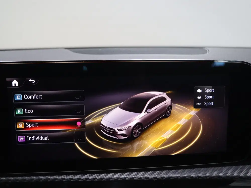Mercedes-Benz A-Klasse 180 Star Edition uit 2025, foto 19