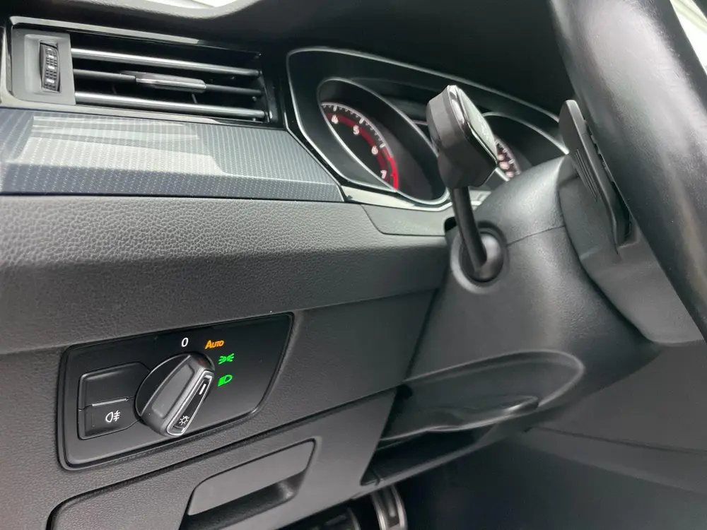 Volkswagen Arteon 2.0 TSI R-Line! Dealer Onderhouden! uit 2020, foto 10