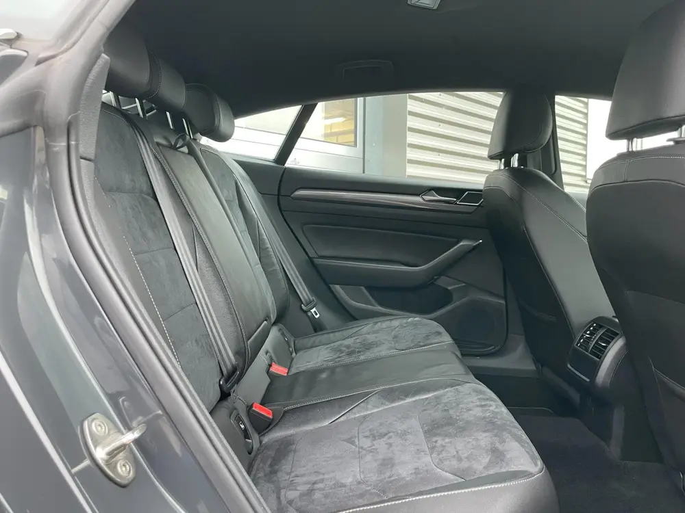 Volkswagen Arteon 2.0 TSI R-Line! Dealer Onderhouden! uit 2020, foto 18