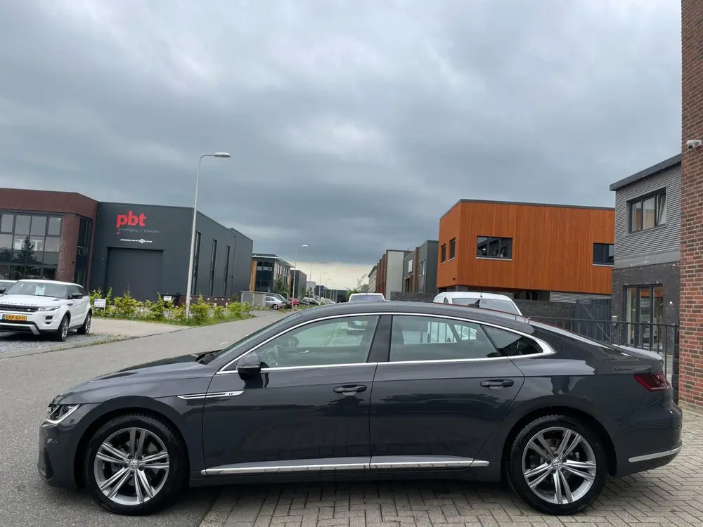 Volkswagen Arteon 2.0 TSI R-Line! Dealer Onderhouden! uit 2020, foto 20