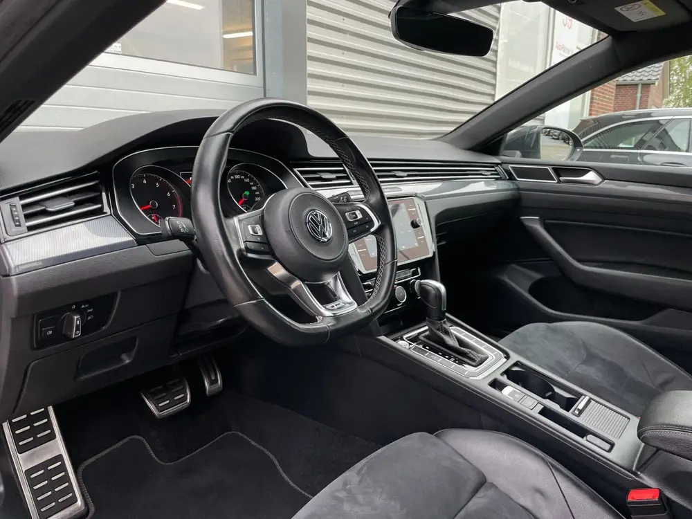 Volkswagen Arteon 2.0 TSI R-Line! Dealer Onderhouden! uit 2020, foto 9
