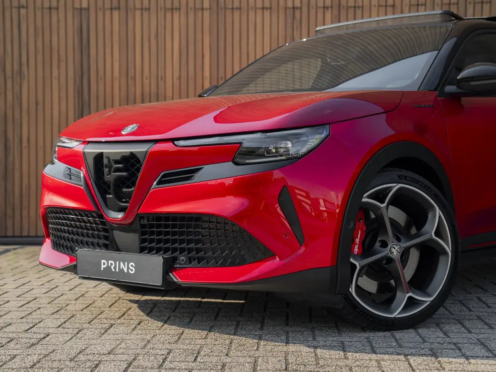 Alfa Romeo Junior Elettrica Veloce 54 kWh uit 2025, foto 14