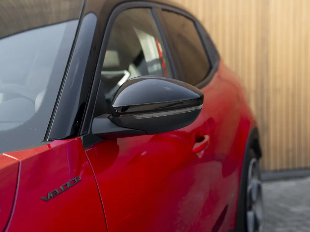 Alfa Romeo Junior Elettrica Veloce 54 kWh uit 2025, foto 20