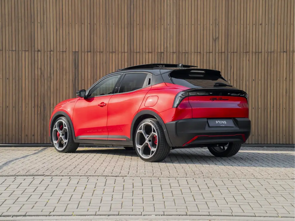 Alfa Romeo Junior Elettrica Veloce 54 kWh uit 2025, foto 6