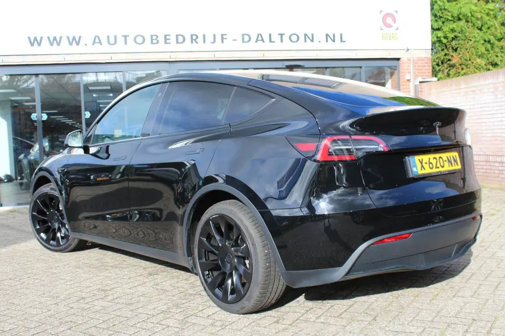 Tesla Model Y RWD 20"LMV uit 2023, foto 10