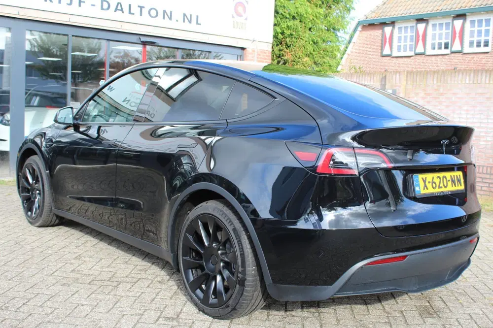 Tesla Model Y RWD 20"LMV uit 2023, foto 7