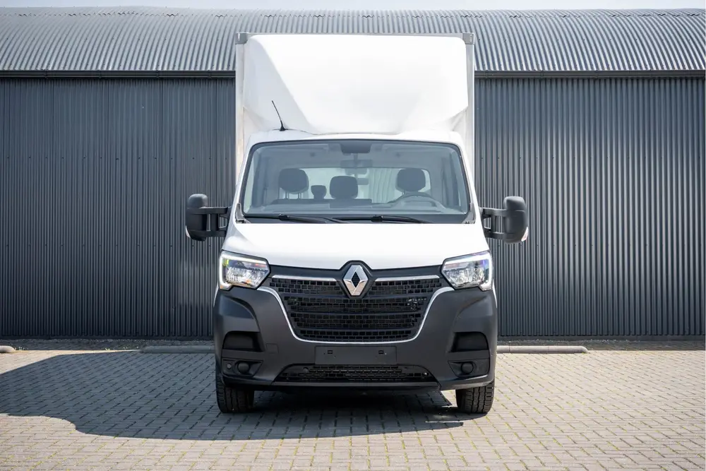 Renault Master *2.3dCi uit 2024, foto 3
