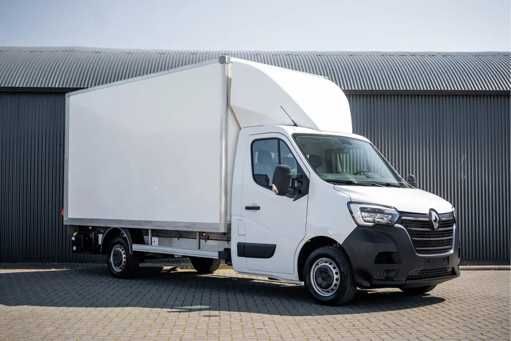 Renault Master *2.3dCi uit 2024, foto 4
