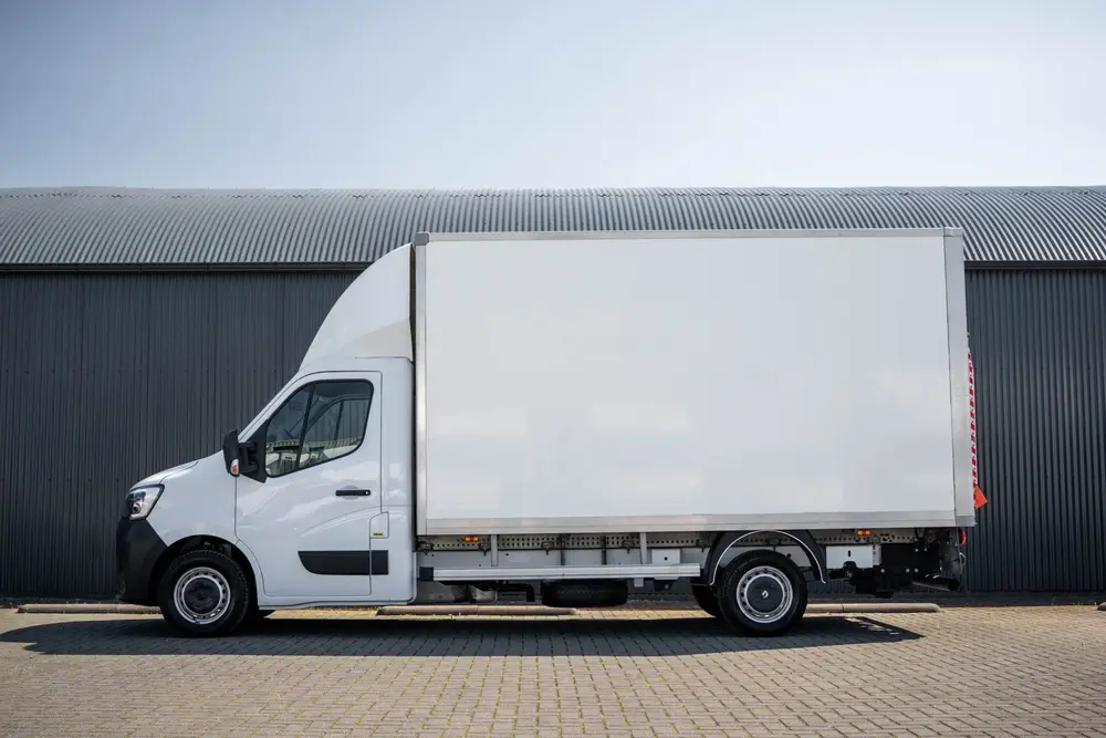 Renault Master *2.3dCi uit 2024, foto 5