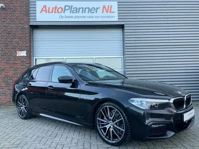 BMW 5-serie 530i M Sport Camera Navi Sfeerver. uit 2019