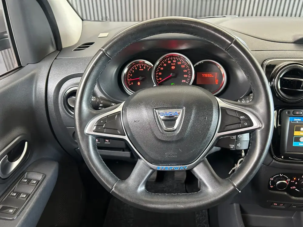 Dacia Lodgy 1.3 TCe Stepway CAMERA|APPLECARPLAY|AIRCO|CRUISE uit 2020, foto 13