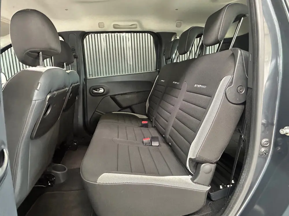 Dacia Lodgy 1.3 TCe Stepway CAMERA|APPLECARPLAY|AIRCO|CRUISE uit 2020, foto 8