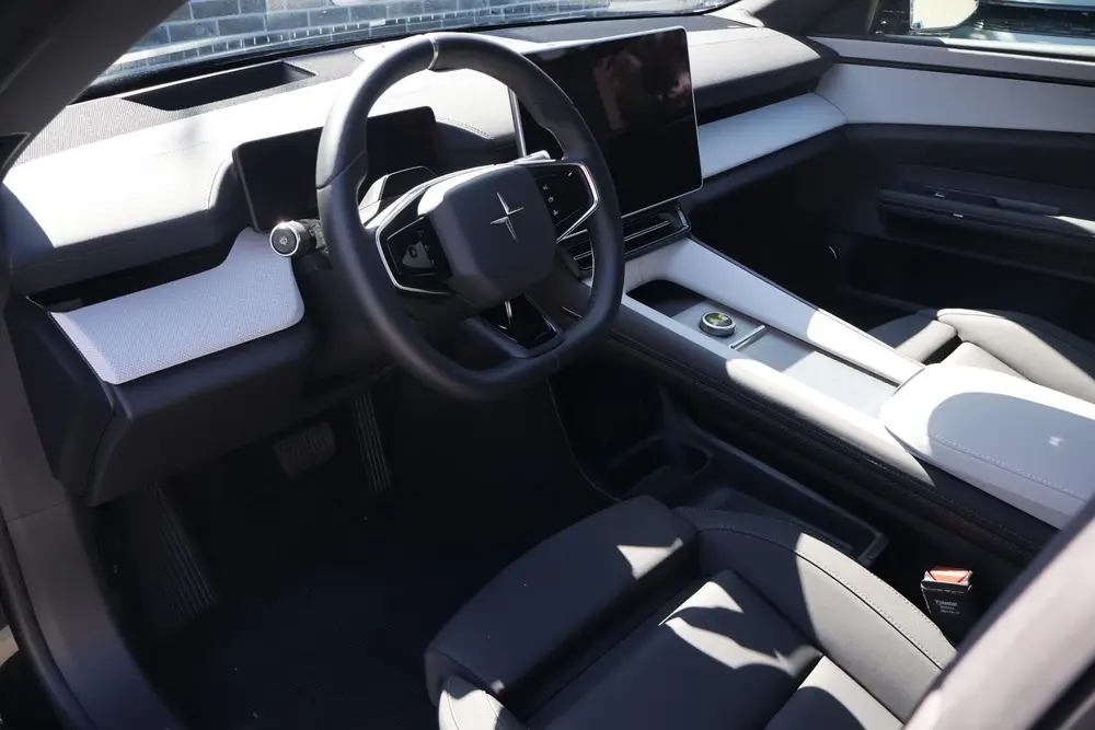 Polestar 4 Long Range Dual motor 100 kWh uit 2024, foto 6