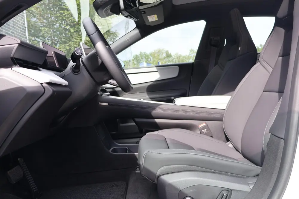 Polestar 4 Long Range Dual motor 100 kWh uit 2024, foto 13