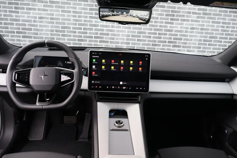 Polestar 4 Long Range Dual motor 100 kWh uit 2024, foto 19