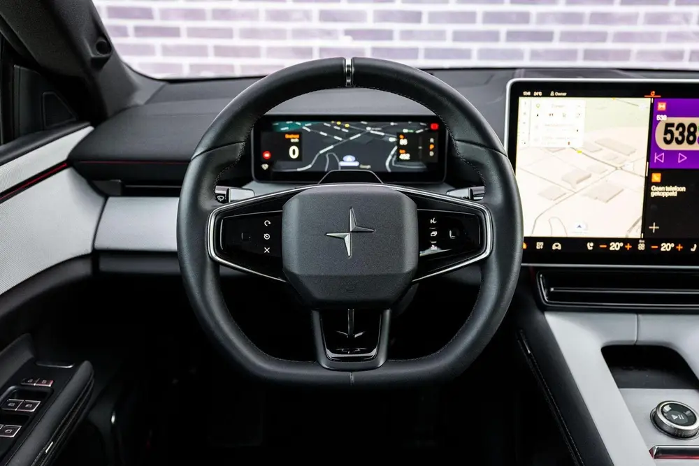 Polestar 4 Long Range Single motor 100 kWh uit 2024, foto 10