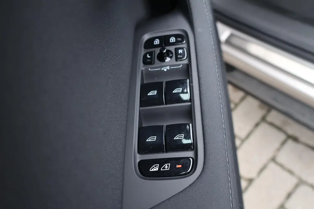 Polestar 2 Long Range Dual Motor 78 kWh uit 2024, foto 10