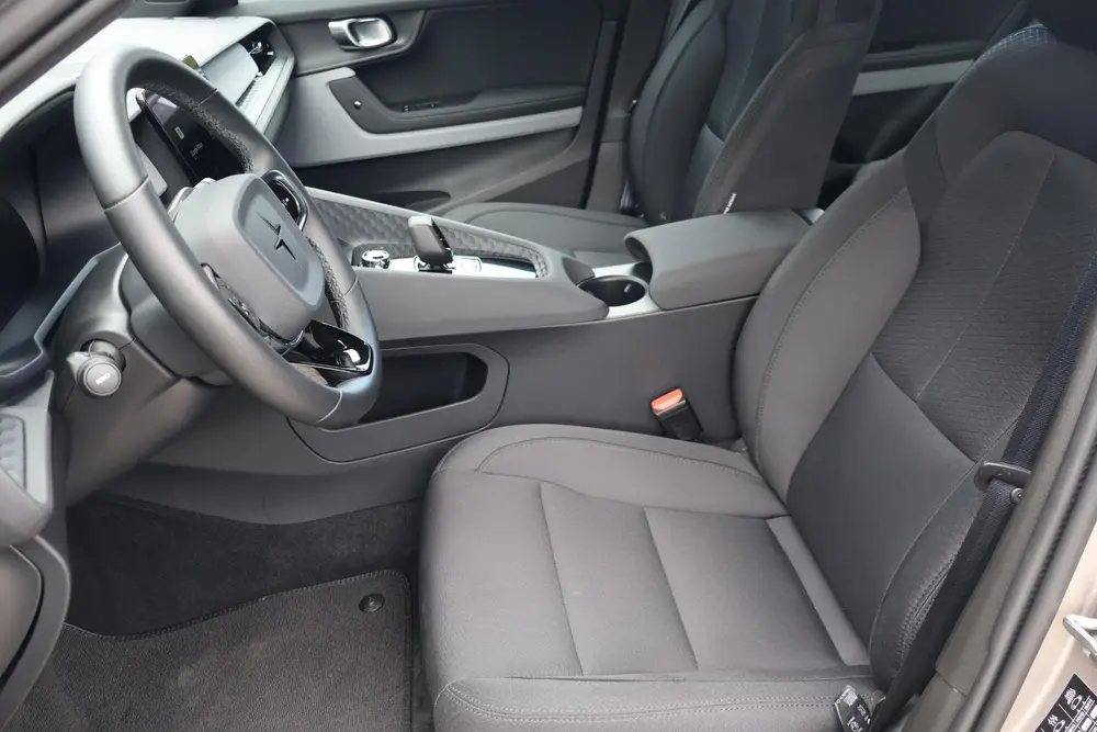 Polestar 2 Long Range Dual Motor 78 kWh uit 2024, foto 12