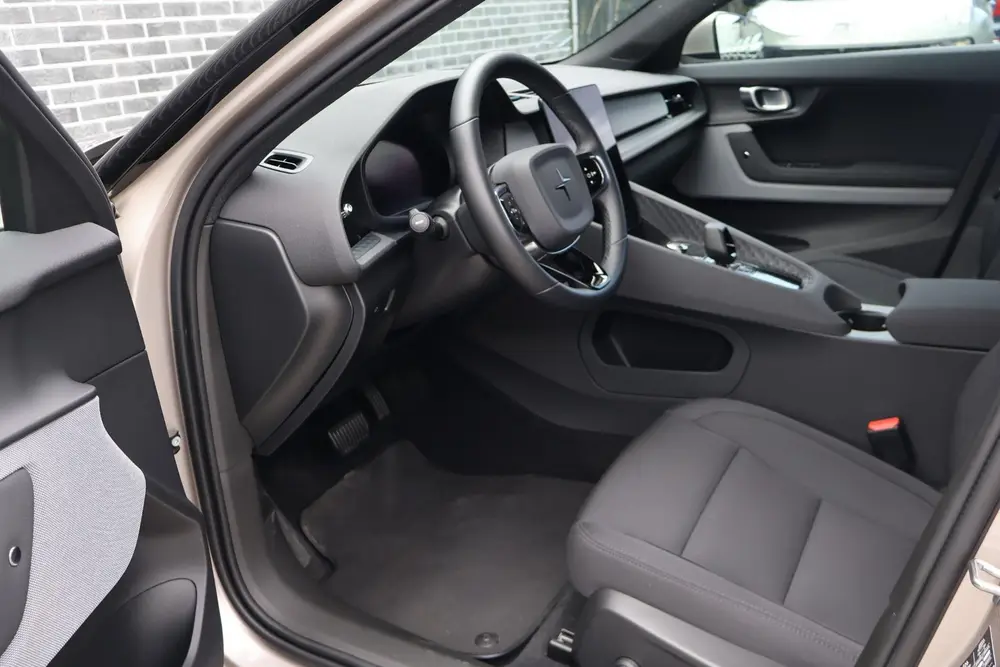Polestar 2 Long Range Dual Motor 78 kWh uit 2024, foto 13