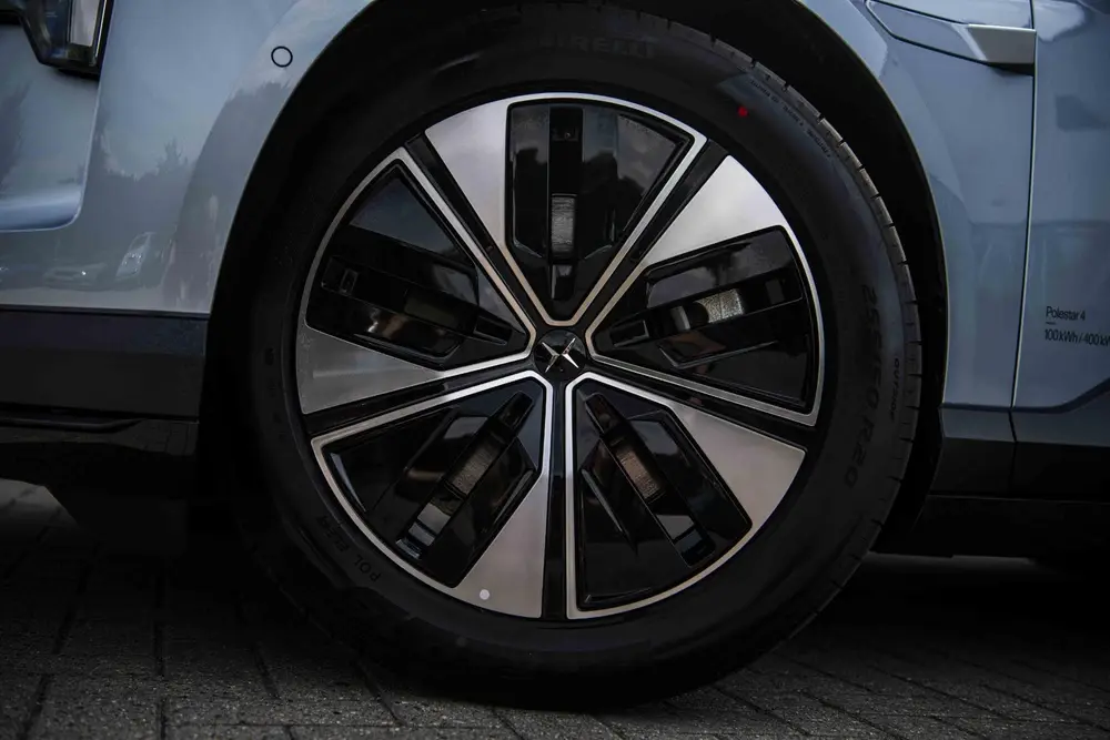 Polestar 4 Long Range Single motor 100 kWh Pilot uit 2025, foto 11