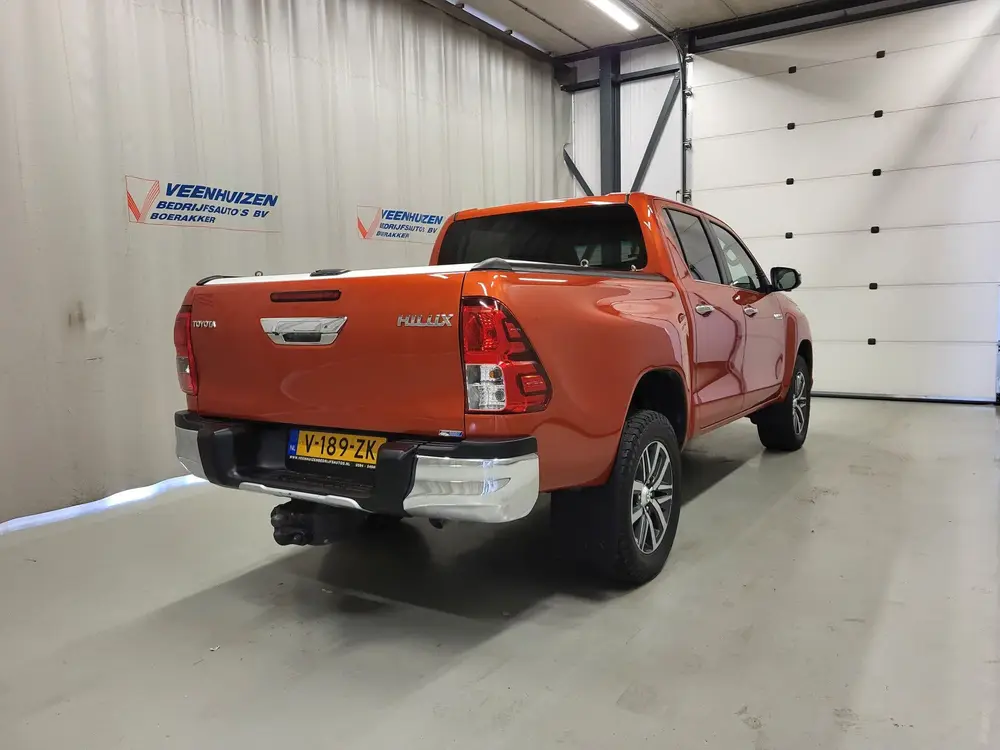 Toyota Hilux 2.4D Pick-up Automaat Euro 6 (bj 2019) uit 2019, foto 3