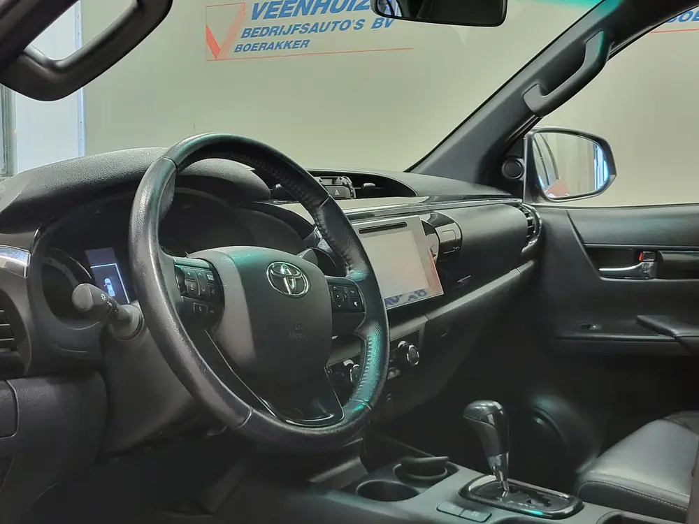 Toyota Hilux 2.4D Pick-up Automaat Euro 6 (bj 2019) uit 2019, foto 4