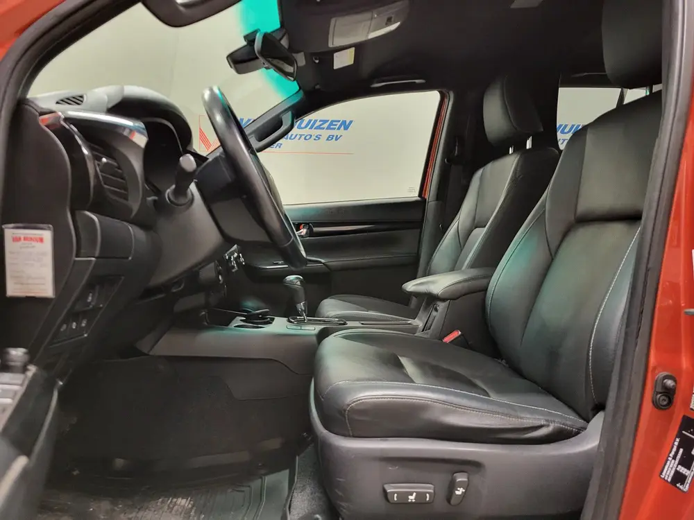 Toyota Hilux 2.4D Pick-up Automaat Euro 6 (bj 2019) uit 2019, foto 5