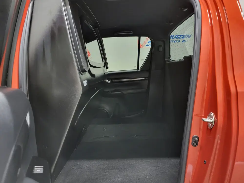 Toyota Hilux 2.4D Pick-up Automaat Euro 6 (bj 2019) uit 2019, foto 6
