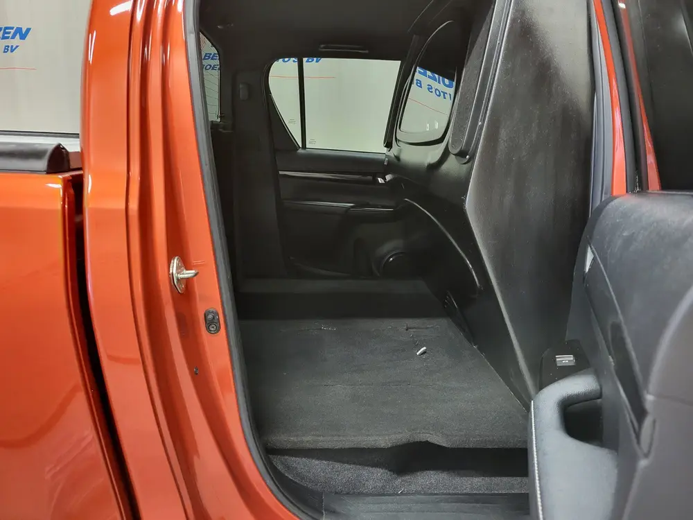 Toyota Hilux 2.4D Pick-up Automaat Euro 6 (bj 2019) uit 2019, foto 8