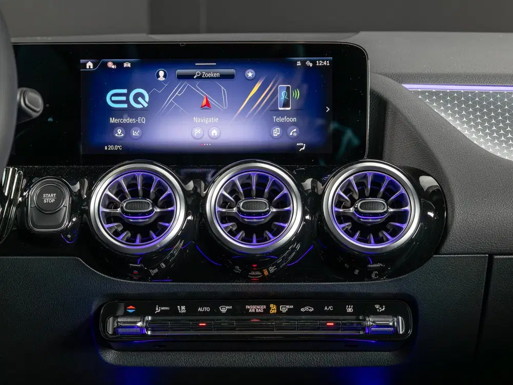 Mercedes-Benz EQA 250+ Business Solution uit 2026, foto 12