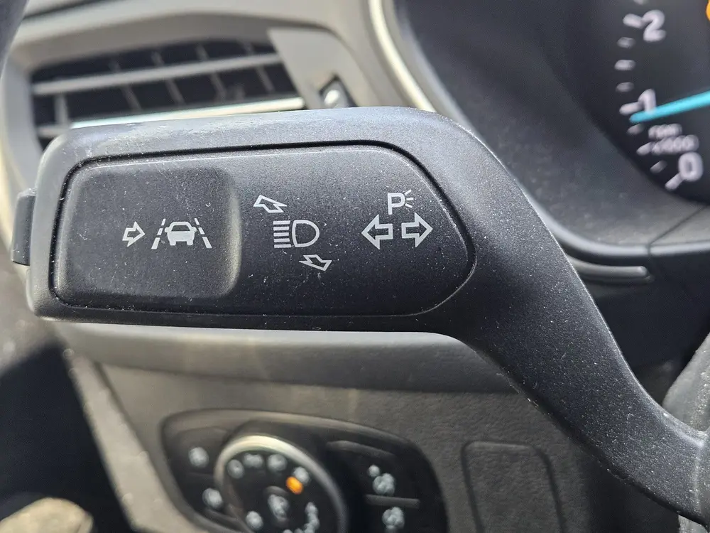 Ford Focus Wagon 1.0 EcoBoost NAVI TEL LM PDC CAMERA uit 2019, foto 19