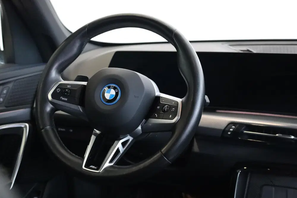 BMW iX1 xDrive30 uit 2023, foto 12