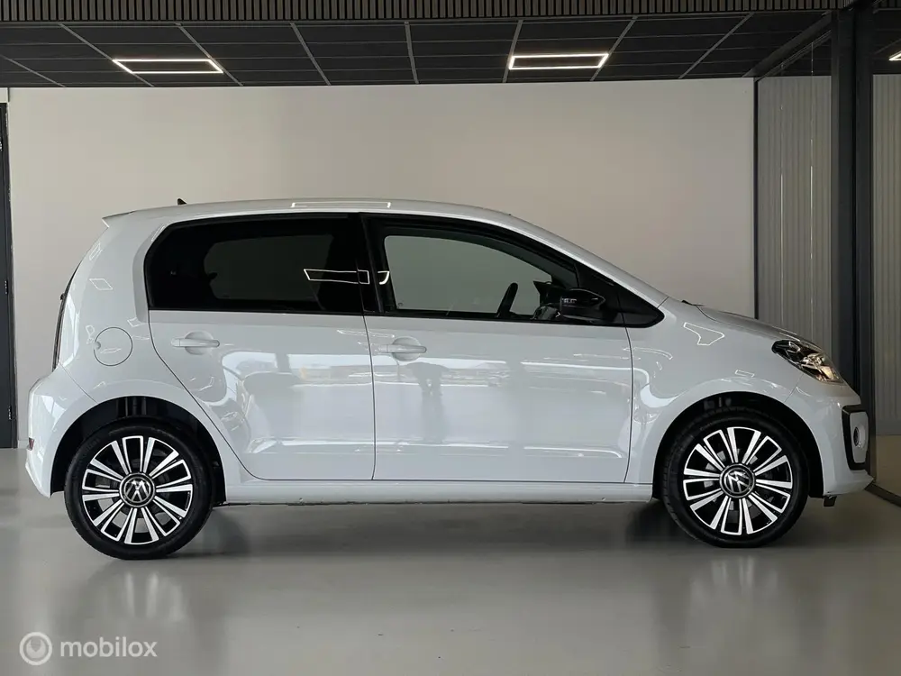 Volkswagen Up! Move | Camera | Stoelverwarming | Cruise | 77 uit 2023, foto 13